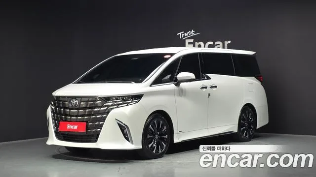 2025 Toyota Alphard