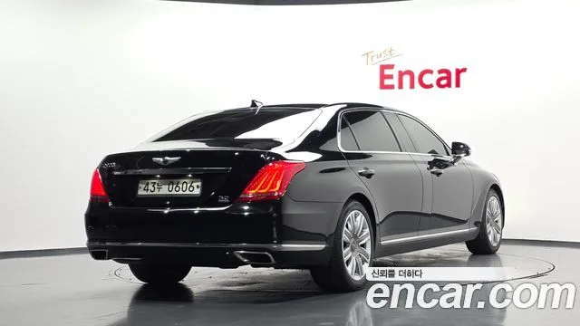 2016 Genesis EQ900, foto 2