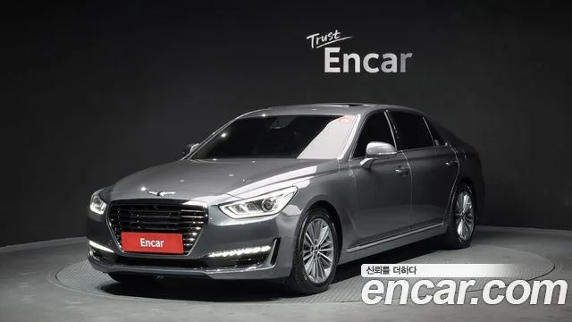 2016 Genesis EQ900