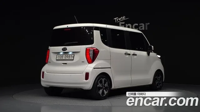2016 Kia Ray, foto 2