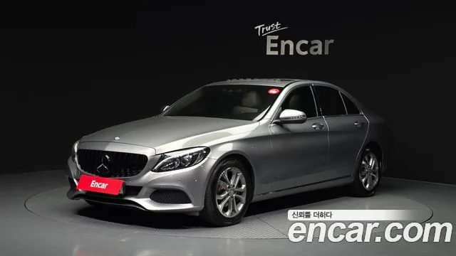 2016 Mercedes-Benz C-Class