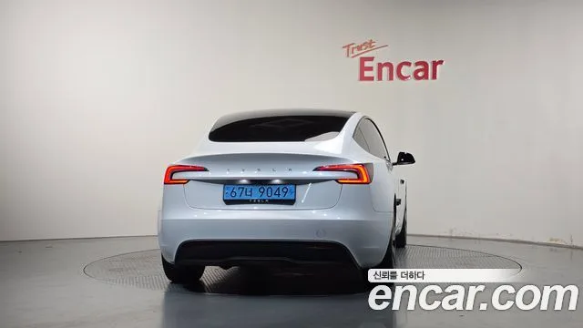 2024 Tesla Model 3, foto 3