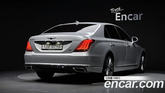 2016 Genesis EQ900, foto 2