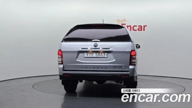 2016 KG Mobility Korando, foto 4