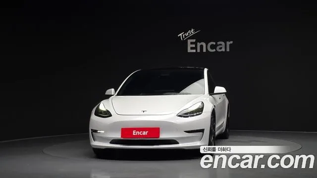 2022 Tesla Model 3, foto 3
