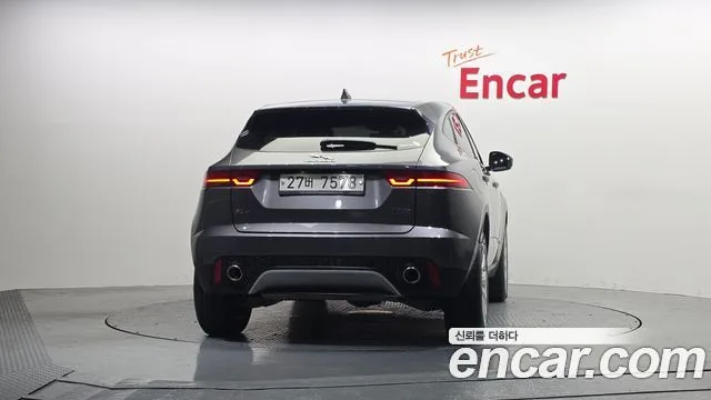 2018 Jaguar E-PACE, foto 4