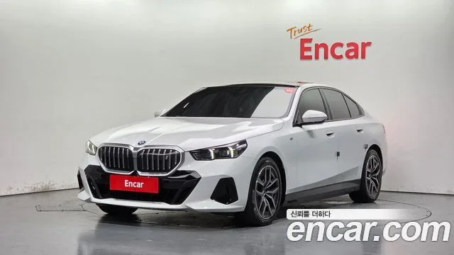 2025 BMW i5