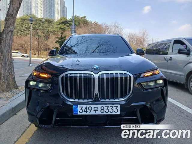 2026 BMW X7