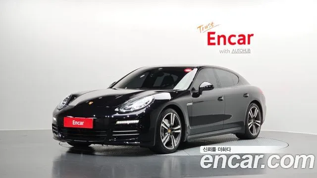 2016 Porsche Panamera