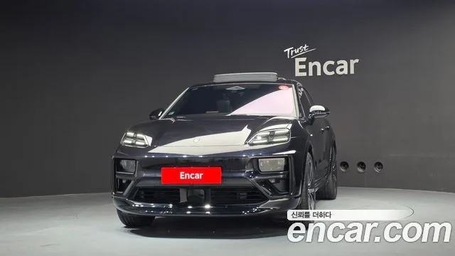 2025 Porsche Macan, foto 3
