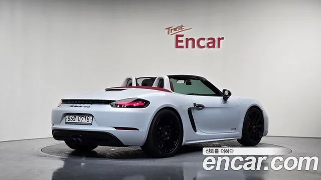 2017 Porsche 718