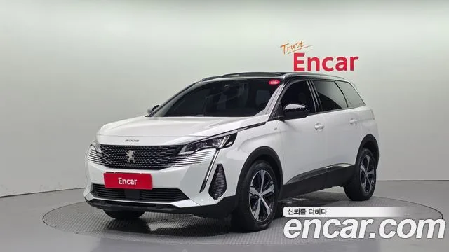 2022 Peugeot 5008