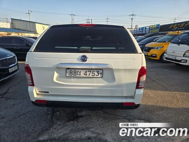 2016 KG Mobility Korando, foto 4