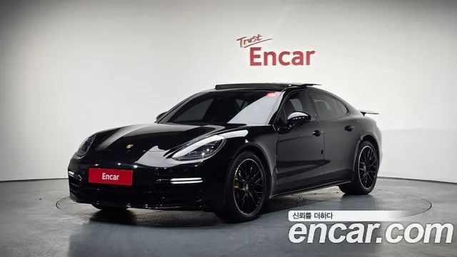 2019 Porsche Panamera