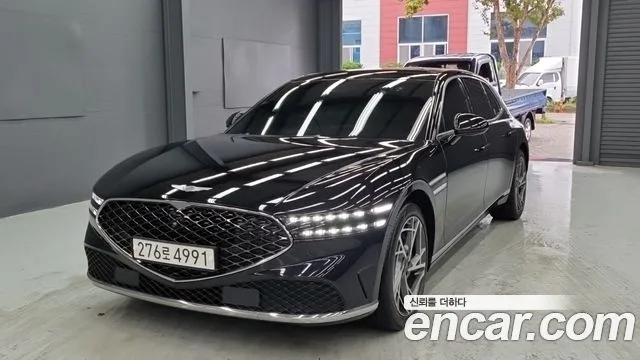 2022 Genesis G90