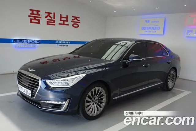 2018 Genesis EQ900