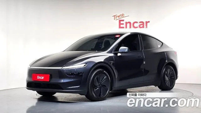 2025 Tesla Model Y