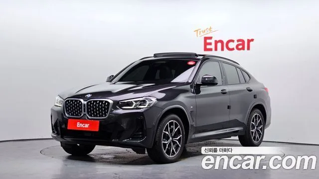 2023 BMW X4
