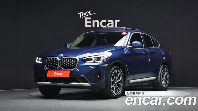 2025 BMW X4