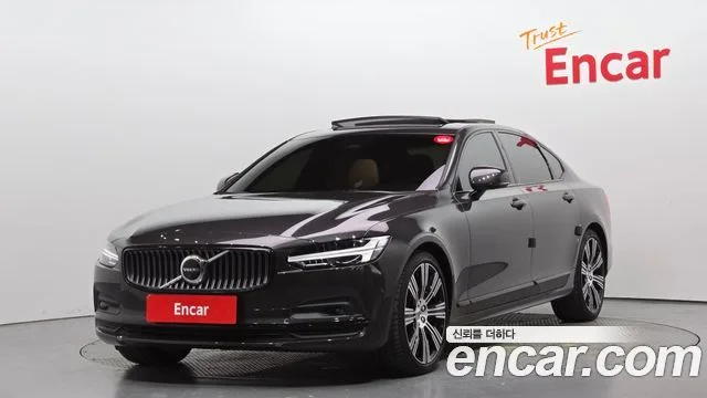2025 Volvo S90