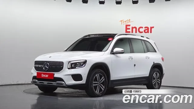 2021 Mercedes-Benz GLB-Class