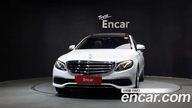 2018 Mercedes-Benz E-Class, foto 3