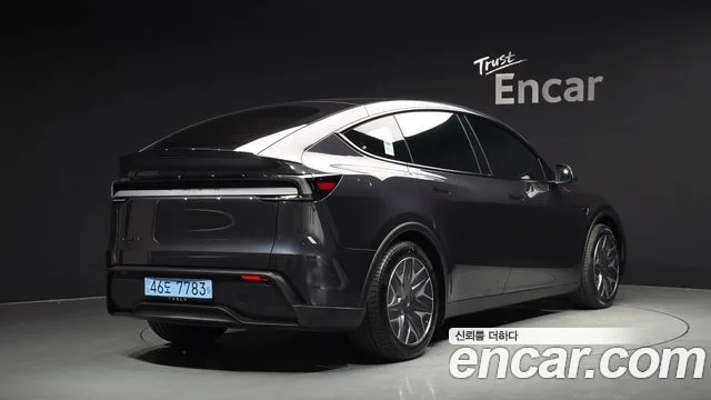 2026 Tesla Model Y