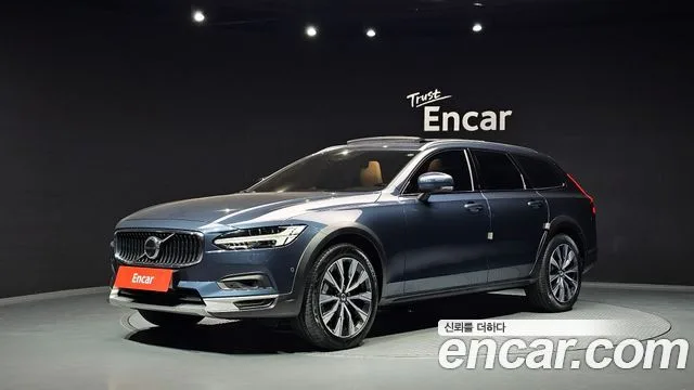 2021 Volvo V90