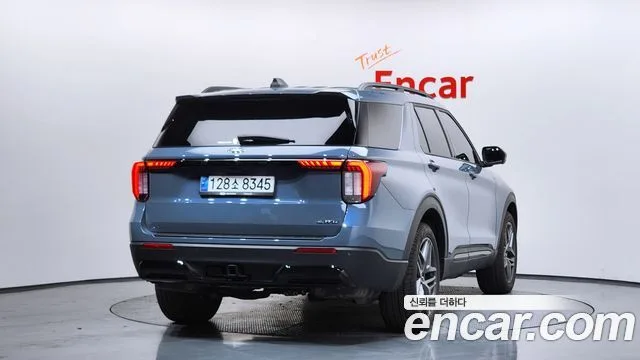2025 Ford Explorer, foto 2