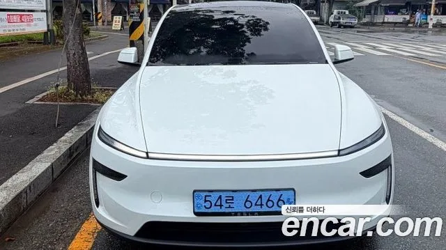 2026 Tesla Model Y