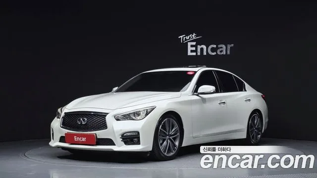2016 Infiniti Q50