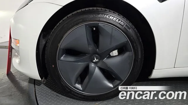 2020 Tesla Model 3, foto 4
