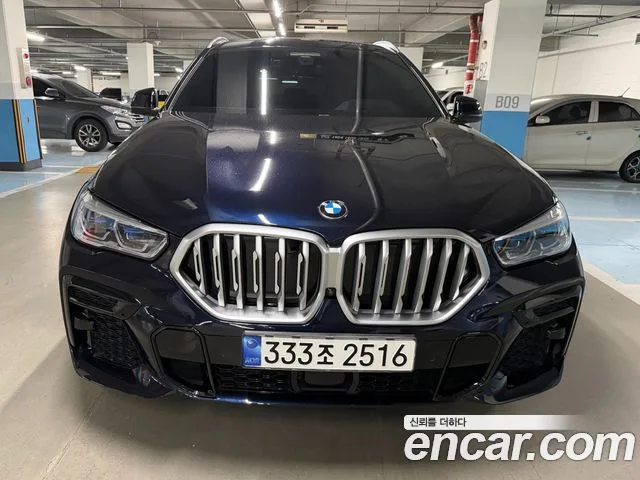 2023 BMW X6