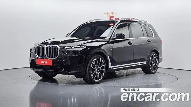 2025 BMW X7