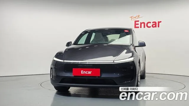 2026 Tesla Model Y, foto 3