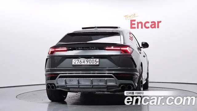 2020 Lamborghini Urus, foto 4
