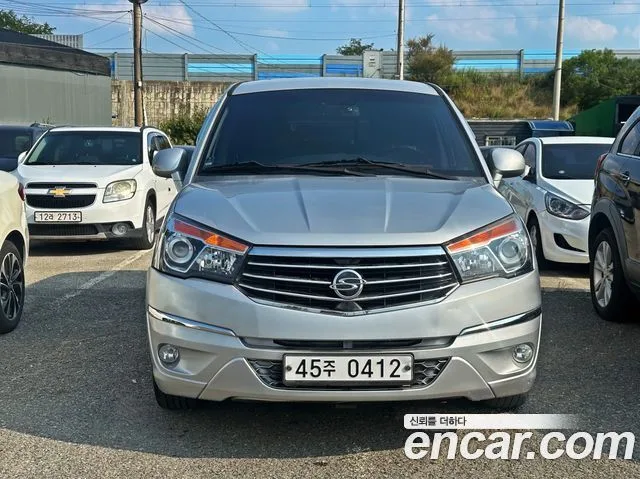 2016 KG Mobility Korando, foto 2