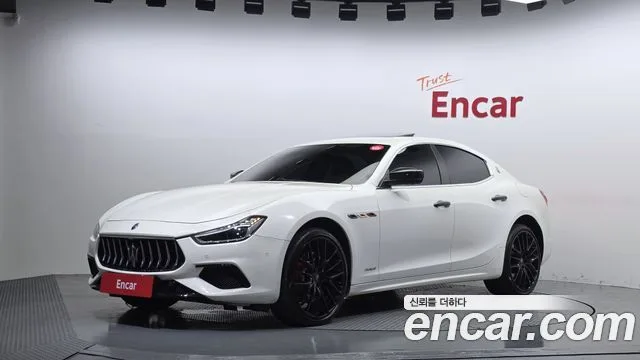 2019 Maserati Ghibli