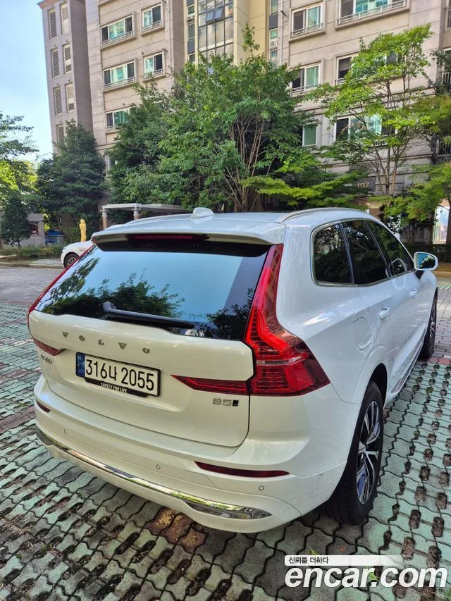 2023 Volvo XC60, foto 2