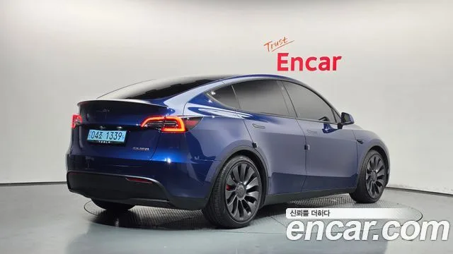 2021 Tesla Model Y, foto 2