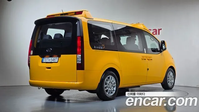 2024 Hyundai Staria