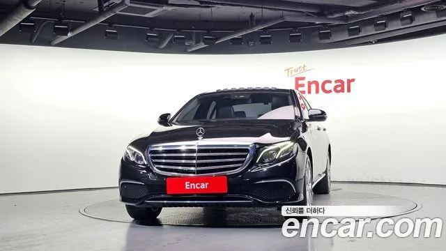 2019 Mercedes-Benz E-Class, foto 3