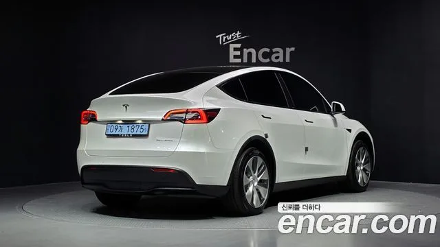 2021 Tesla Model Y, foto 2