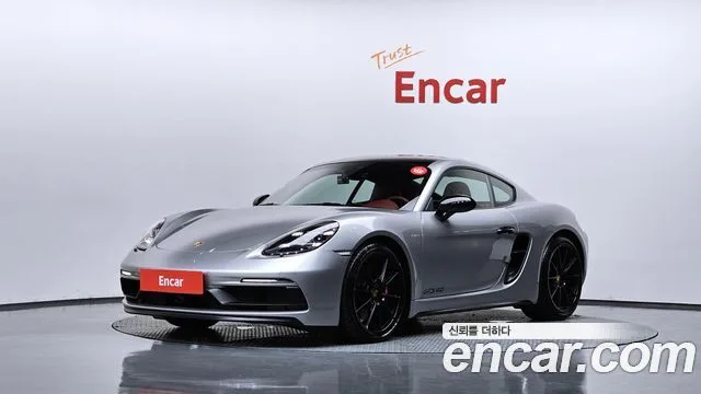 2021 Porsche 718