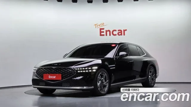 2023 Genesis G90