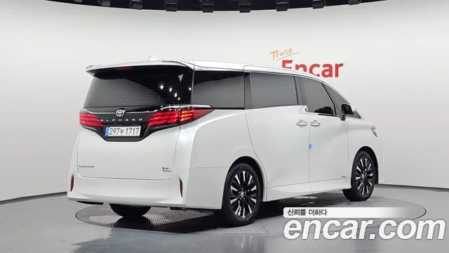 2024 Toyota Alphard