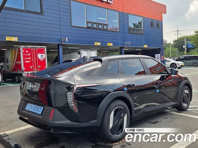2027 Kia EV4, foto 4