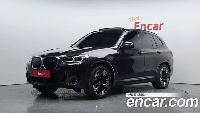 2024 BMW iX3
