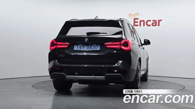 2024 BMW iX3, foto 4