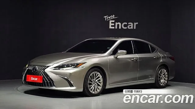 2022 Lexus ES